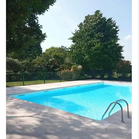 L'hibiscus, Avec Piscine